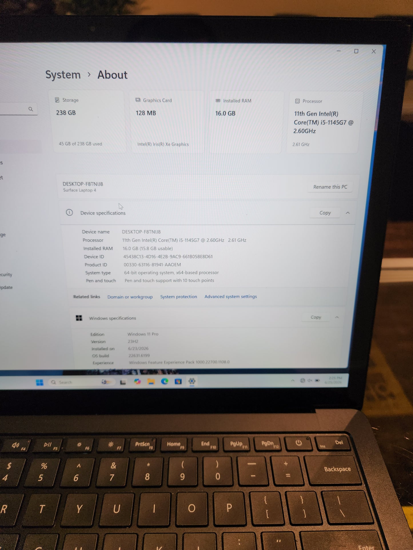 Refurbished Microsoft Surface Laptop 4 (13-inch) i5 2.6GHz (11th gen, 16gb ram, 256gb ssd),black