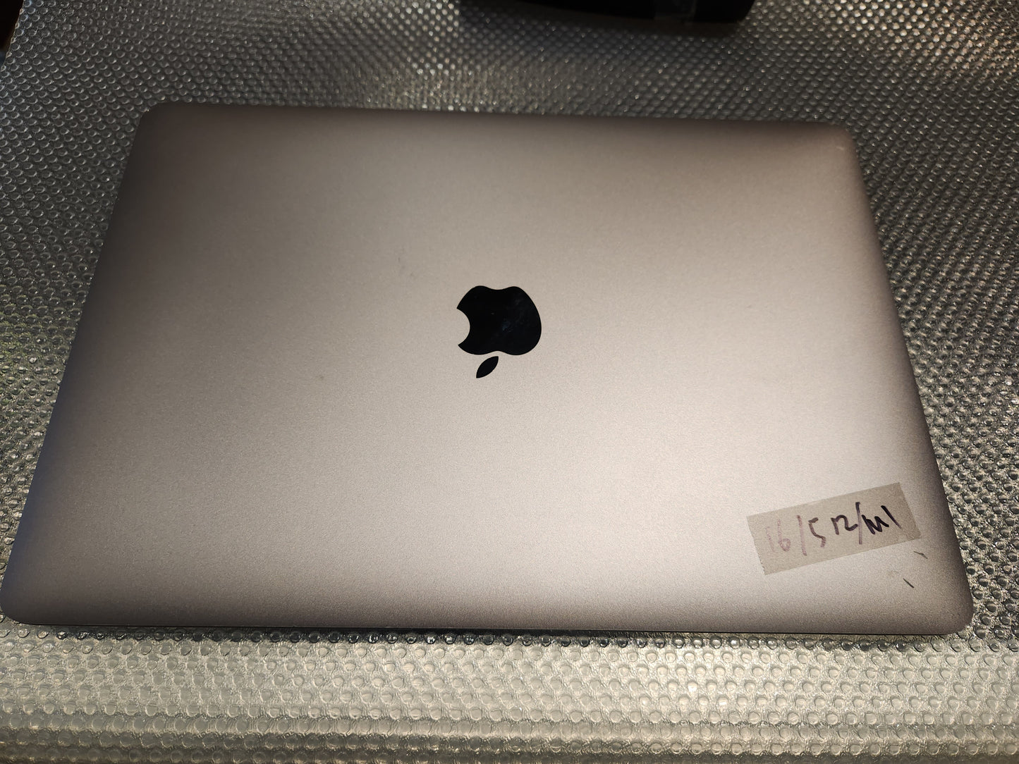 Refurbished MacBook Air 13inch M1 2020 16gb ram 512gb ssd. Fair condition