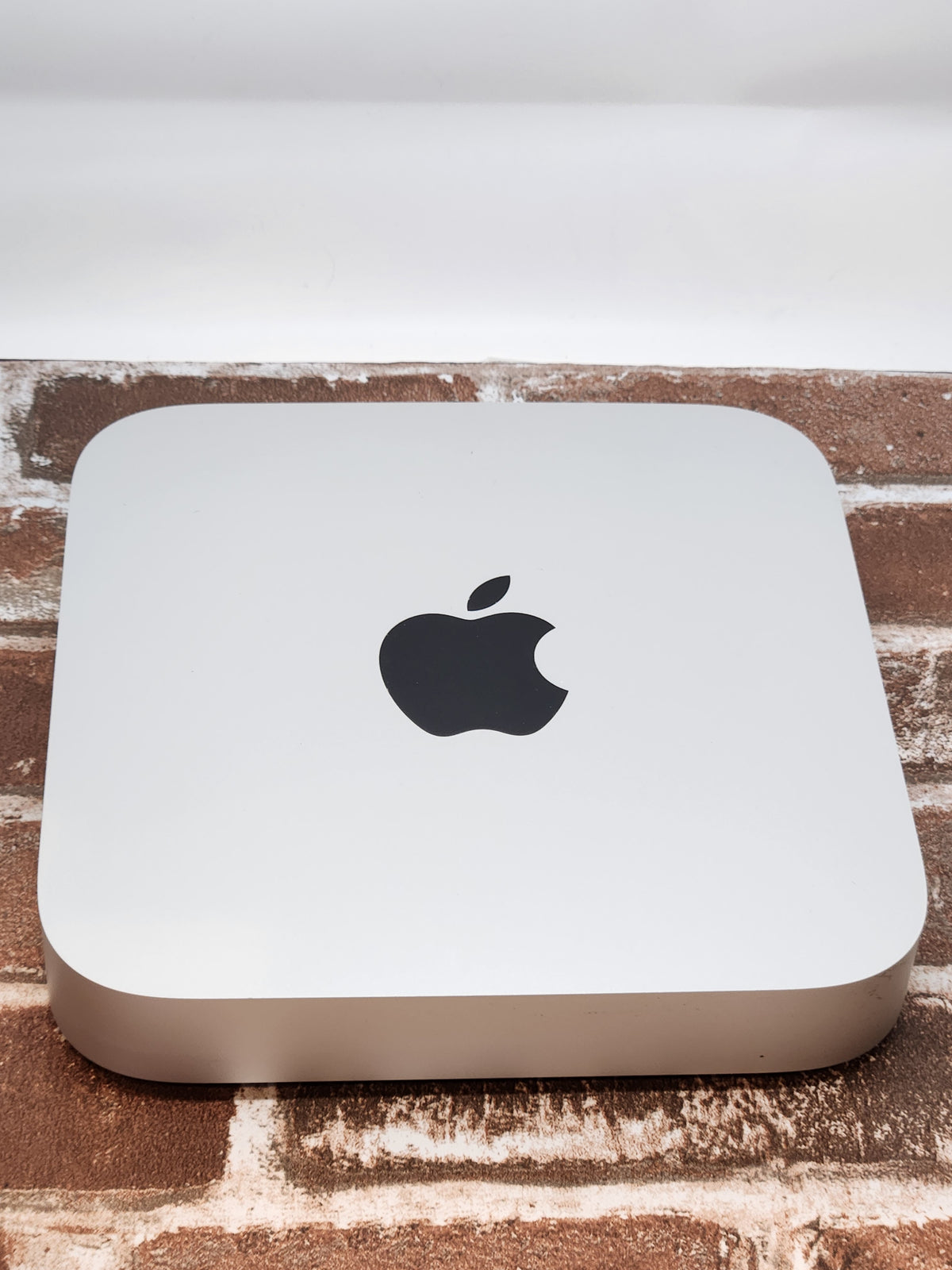 Apple Mac mini (2020) M1 – 8GB RAM, Upgraded 2TB SSD, MacOS 26, Good Condition!