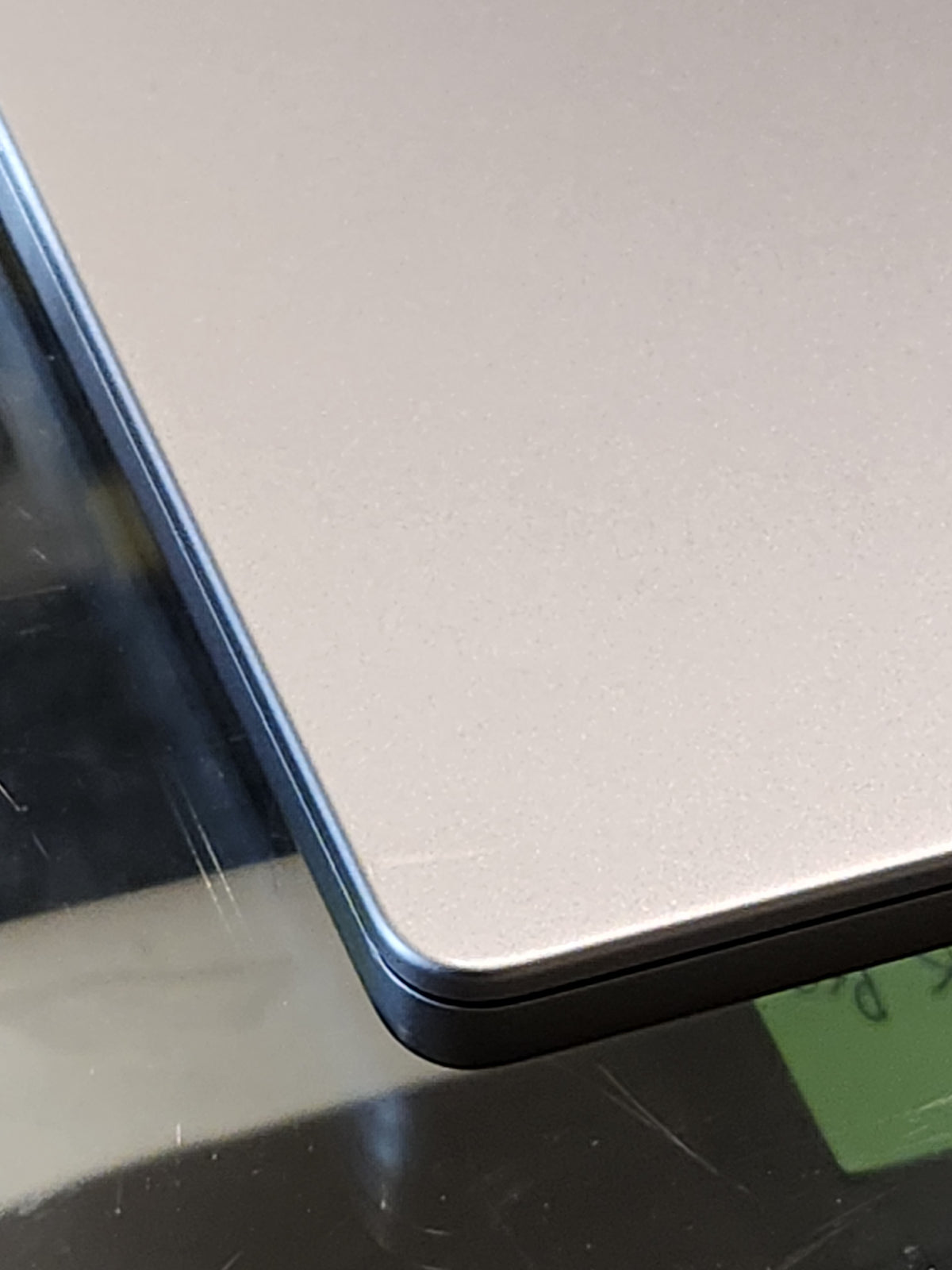 **Available in Store**    MacBook Pro 16" M1 Max A2485 – 32-Core GPU, 32GB RAM, 1TB SSD, good condition.