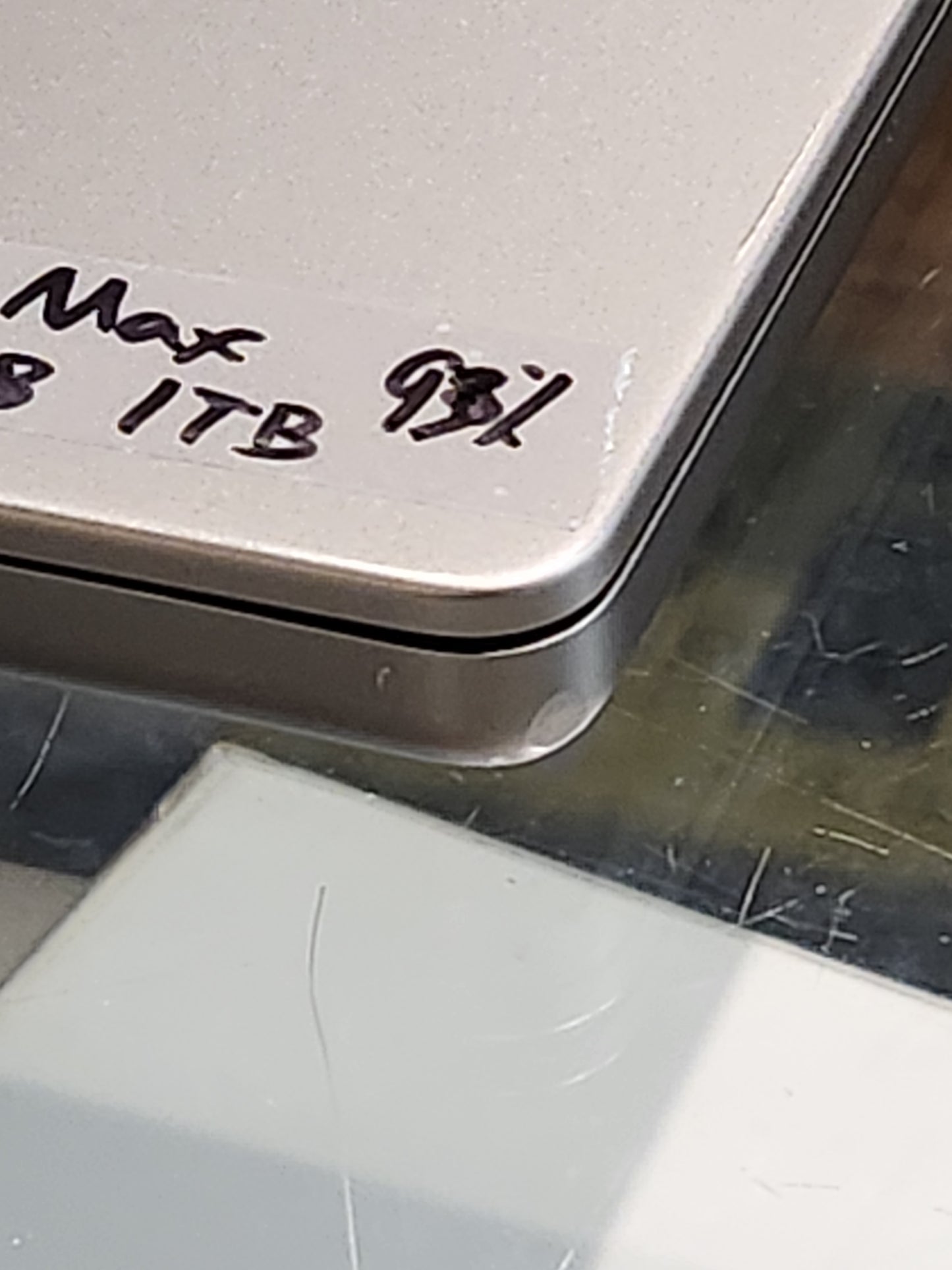 **Available in Store**    MacBook Pro 16" M1 Max A2485 – 32-Core GPU, 32GB RAM, 1TB SSD, good condition.