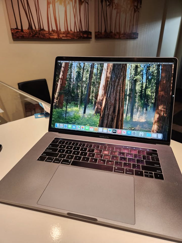 Refurbished MacBook Pro 15" (2019) – i7 6-Core, 16GB RAM, 256GB SSD, 4 USB-C Ports! MacOS: Sequoia