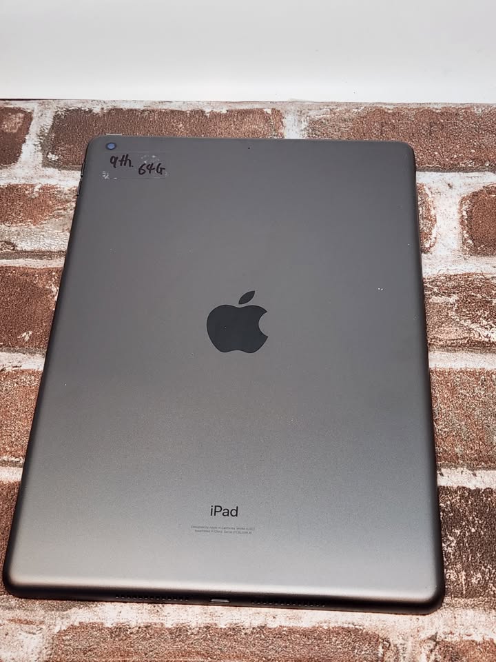 SPECIAL DEALS: iPad 9th gen, 64GB. Space Grey color. 8/10 conditon