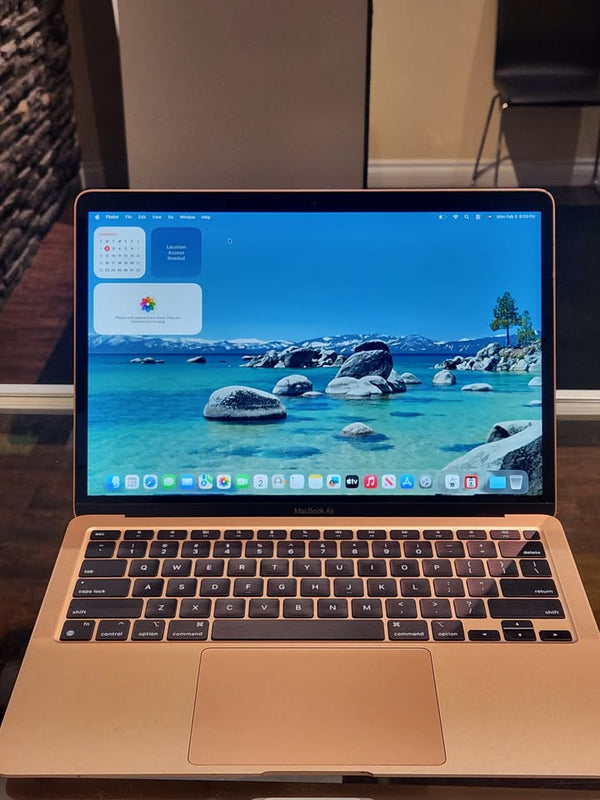 Refurbished MacBook Air M1 (2020) – 8GB RAM, 256GB SSD, RoseGold color, MacOS 26.