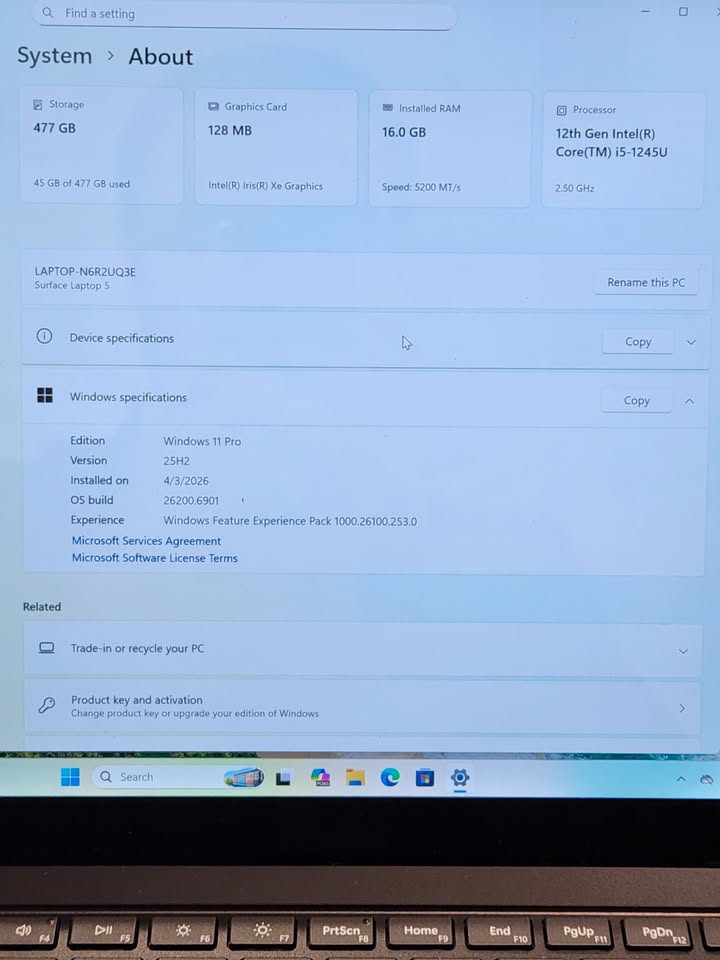 Refurbished Microsoft surface laptop 5 (13inch i5-12gen 16gb ddr5 512gb ssd). Good condition