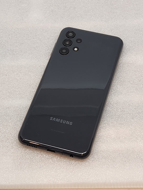 used samsung galaxy a13  4G (2022)  unlocked 32gb Excellent condition
