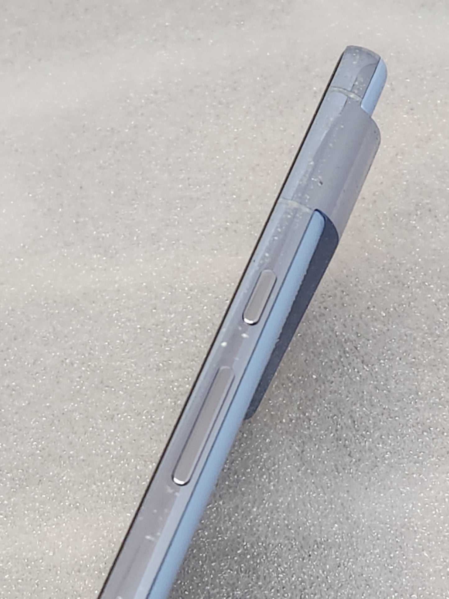 Title: Google Pixel 8 Pro – 128GB, Blue, Unlocked, used