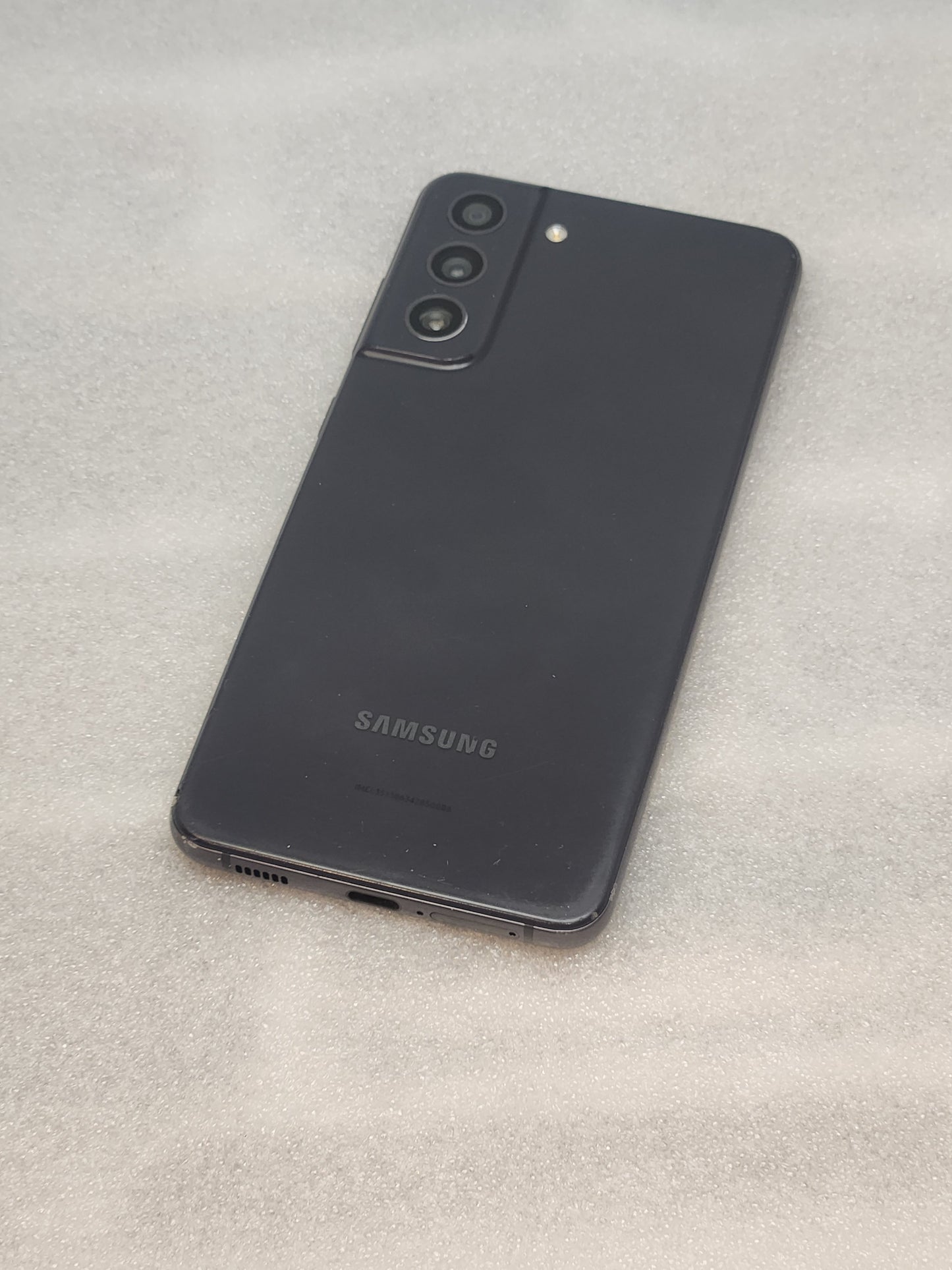 used samsung galaxy s21 fe unlocked 128GB  Fair condition