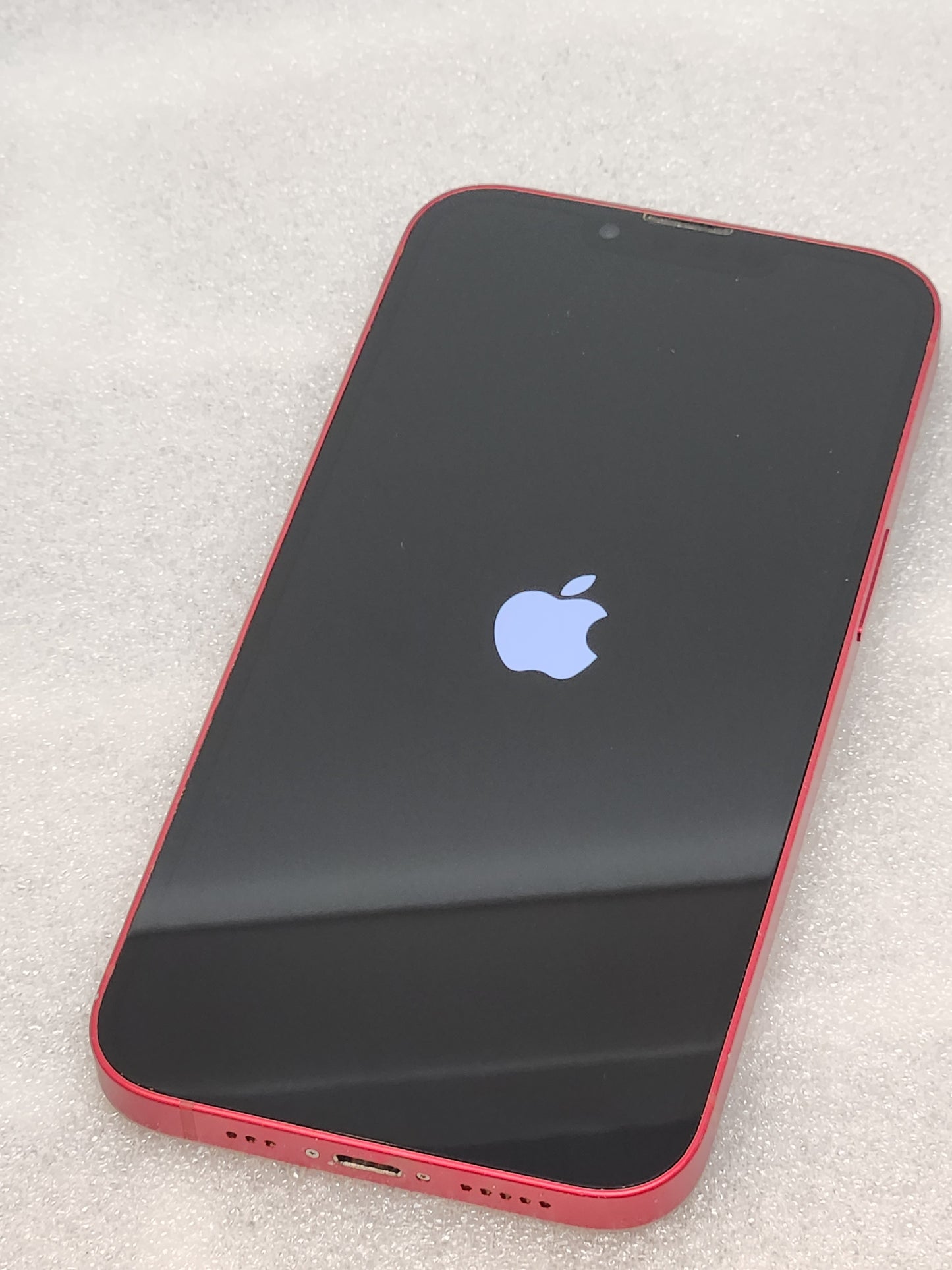 Pre-owned iPhone 13 256gb unlocked Red great condition 9.5/10