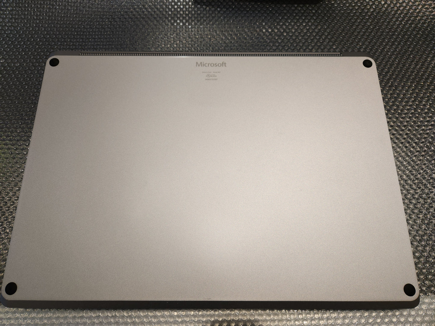 Refurbished Microsoft surface laptop 3 (13inch i7-10gen 16gb ram 256gb ssd) good condition